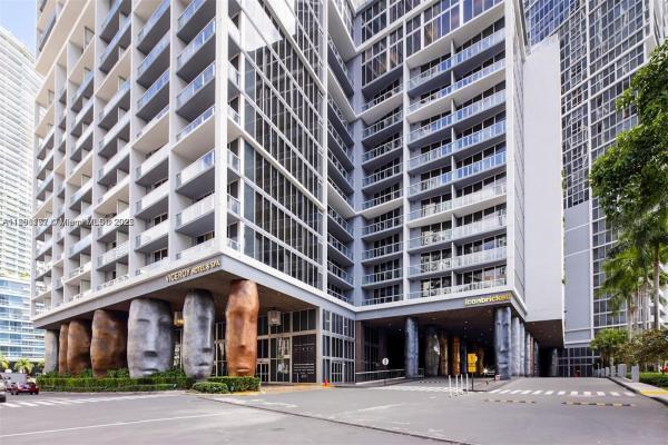 Icon Brickell Tower 1, 475 Brickell Ave #2511, Miami, Florida 33131, image 1