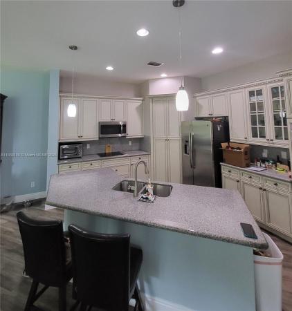 Hampton Cay, 7247 Oxford Ct, Palm Beach Gardens, Florida 33418, image 3