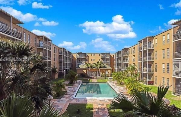 Town Square, 4848 NW 24th Ct #323, Lauderdale Lakes, Florida 33313, image 1