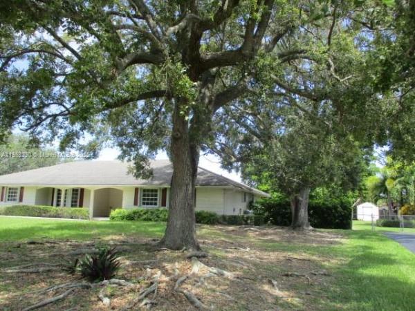 Westbury Estates, 1599 NW 19th St, Homestead, Florida 33030, image 3