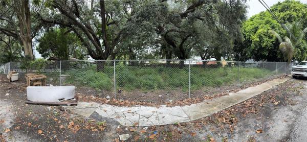 555 NE 147th St, Miami, Florida 33161, image 1