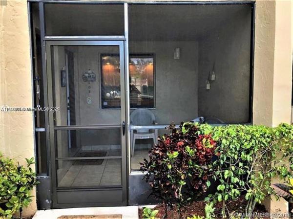 Racquet Club At Bonaventure, 342 Lakeview Dr #102, Weston, Florida 33326, image 1