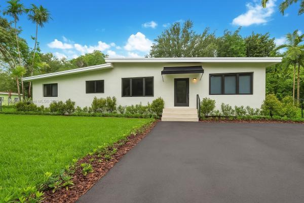 8050 SW 98th Ter, Unincorporated Dade County, Florida 33156, image 1