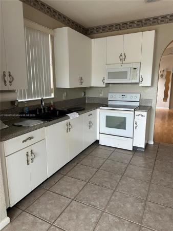 Portofino Bay, 2308 NE 37th Ter, Homestead, Florida 33033, image 2