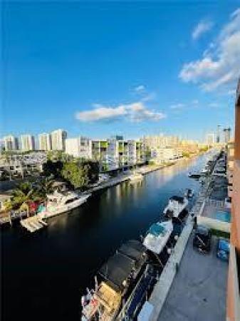 La Canadienne, 3545 NE 167 St 505, North Miami Beach, Florida 33160, image 1