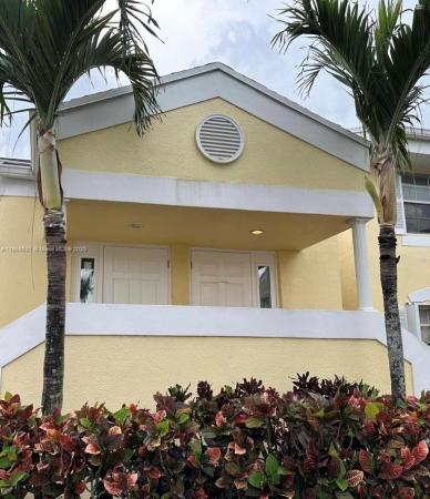 Centergate, 2258 SE 27th Dr #203-E, Homestead, Florida 33035, image 2
