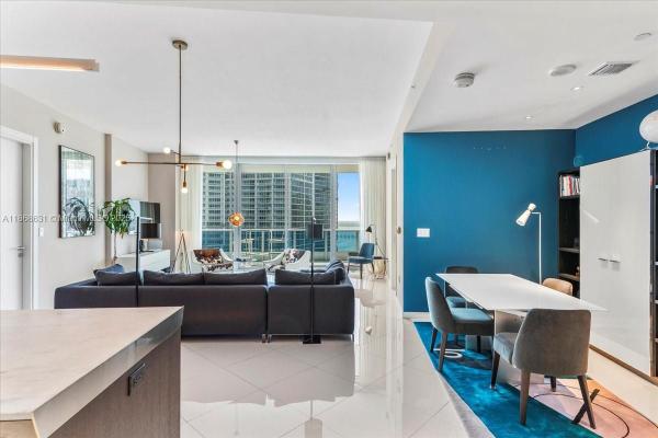Epic Hotel & Residences, 200 Biscayne Boulevard Way #4804, Miami, Florida 33131, image 2