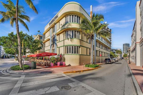 Barbizon Beach Club, 530 Ocean Dr #307, Miami Beach, Florida 33139, image 3