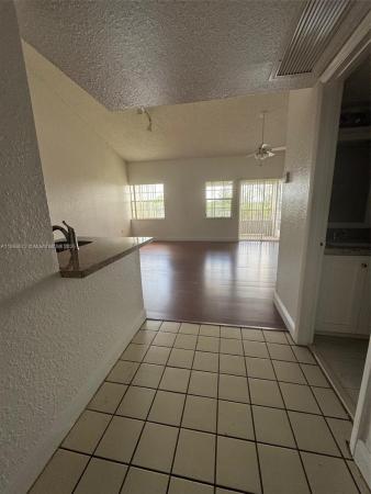LakeView Club, 2881 N Oakland Forest Dr 310 ##310, Oakland Park, Florida 33309, image 1