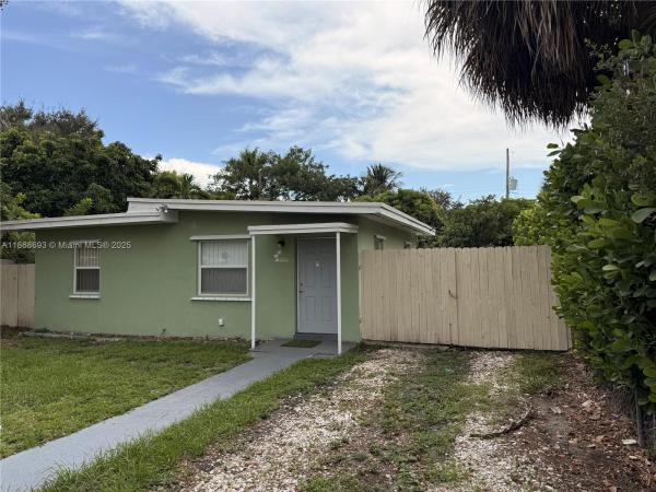 1060 NW 121st St, Miami, Florida 33168, image 1