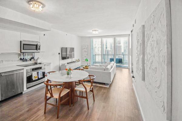 The Ivy At Riverfront, 90 SW 3rd St 2703, Miami, Florida 33130, image 1