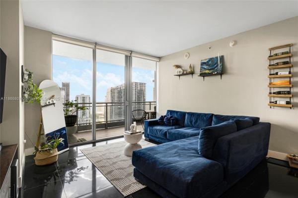 Mint At Riverfront, 92 SW 3rd St 4312, Miami, Florida 33130, image 1