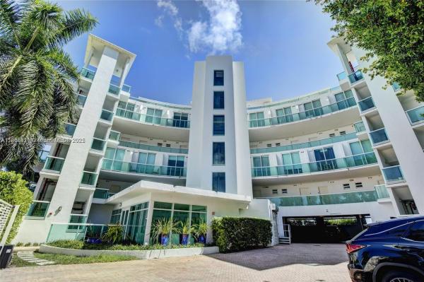 Bay View Lofts, 2000 Bay Dr #204, Miami Beach, Florida 33141, image 1
