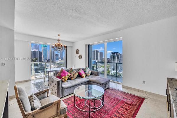 Quantum On The Bay, 1900 N Bayshore Dr 1711, Miami, Florida 33132, image 1