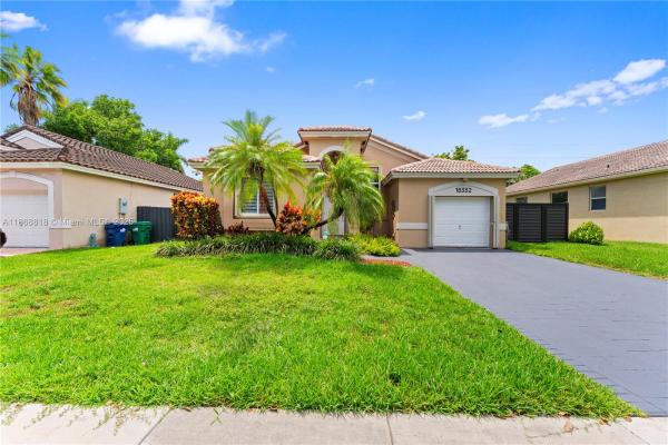Emerald Oaks, 18332 SW 94th Ct, Palmetto Bay, Florida 33157, image 1