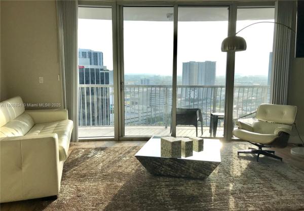Opera Tower, 1750 N Bayshore Dr #3014, Miami, Florida 33132, image 1