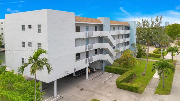 Waterpoint, 3868 NE 169th St #303, North Miami Beach, Florida 33160, image 1