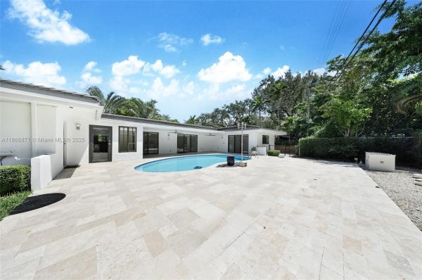 Sunrise Point, 194 W Sunrise Ave, Coral Gables, Florida 33133, image 1