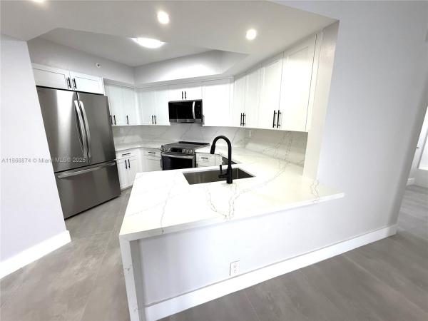 The Sterling, 6767 Collins Ave #1501, Miami Beach, Florida 33141, image 1