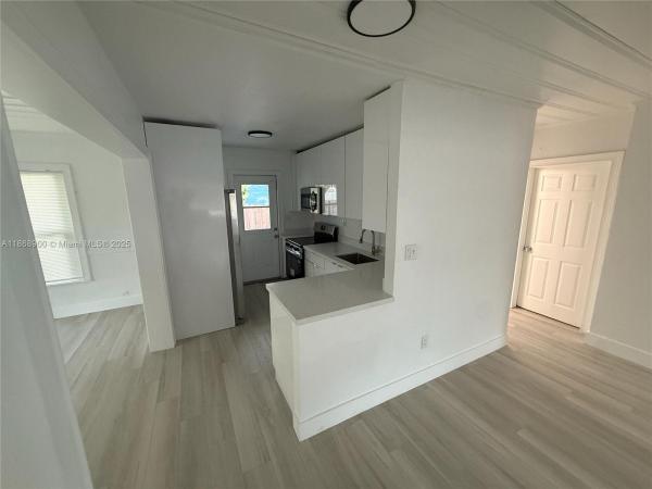 Pinewood, 501 Wendell Rd #B, Fort Pierce, Florida 34950, image 1