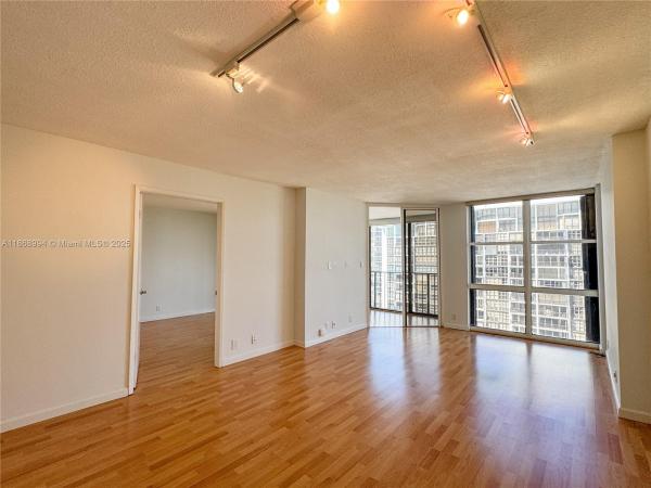 Brickell Place, 1901 Brickell Ave #B1405, Miami, Florida 33129, image 1