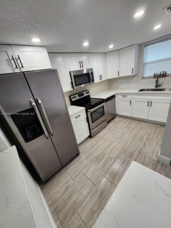 9375 Fontainebleau Blvd #L418, Unincorporated Dade County, Florida 33172, image 1