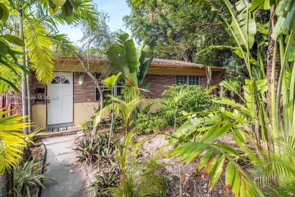 Hollywood Terrace, 2411 Hayes St, Hollywood, Florida 33020, image 1