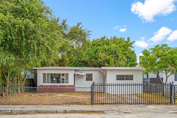 Columbia Park, 350 NW 45th St, Miami, Florida 33127, image 1