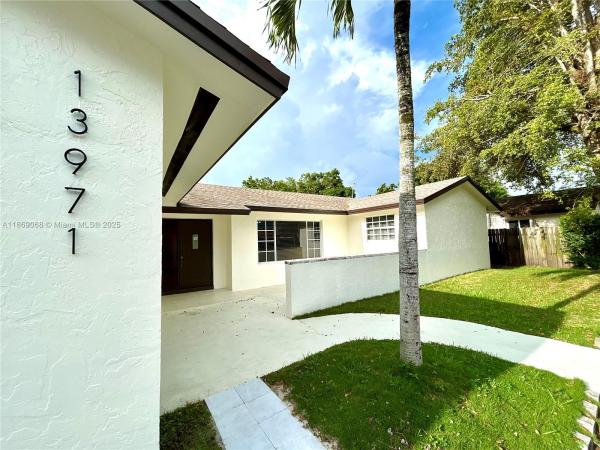 13971 SW 112th St 0, Unincorporated Dade County, Florida 33186, image 1