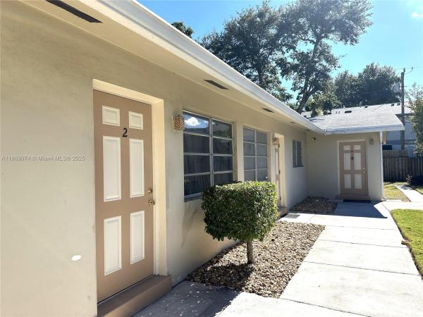 716 SE 16th St #4, Fort Lauderdale, Florida 33316, image 1