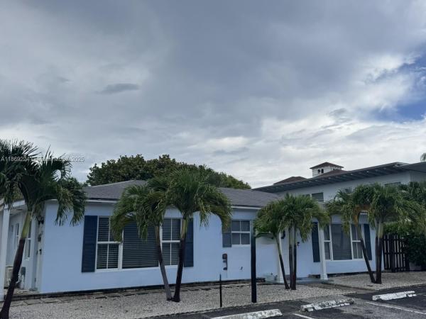 Palm Beach Shores Residential, 121 Linda Ln, Palm Beach Shores, Florida 33404, image 1
