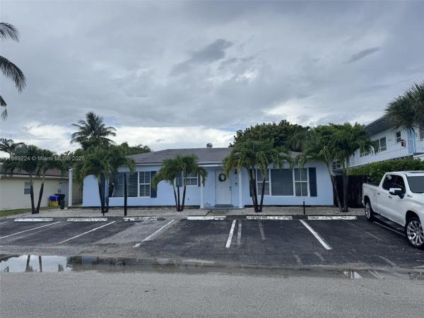 Palm Beach Shores Residential, 121 Linda Ln #2, Palm Beach Shores, Florida 33404, image 2