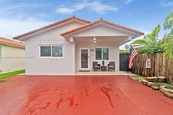 Natalie Estates, 980 W 43rd Pl #980, Hialeah, Florida 33012, image 1