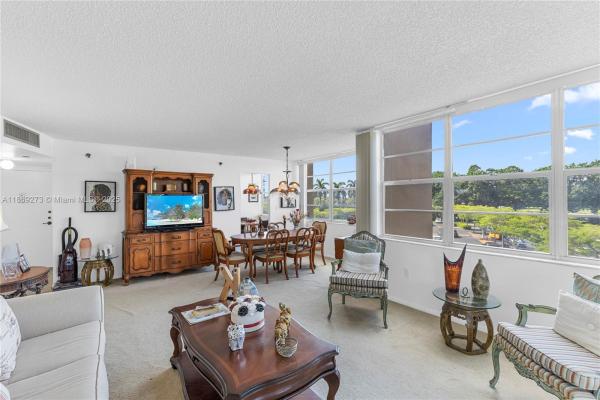 The Elm, 1000 Saint Charles Pl #319, Pembroke Pines, Florida 33026, image 2