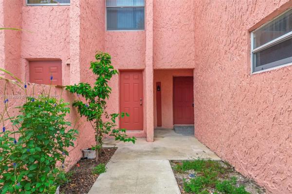 Wimbledon, 1657 NW 58th Ave #15, Lauderhill, Florida 33313, image 3