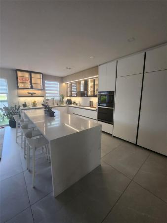 7875 NW 116th Ave, Doral, Florida 33178, image 1