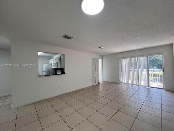 Villa Doral, 4704 NW 114th Ave #204-1, Doral, Florida 33178, image 1