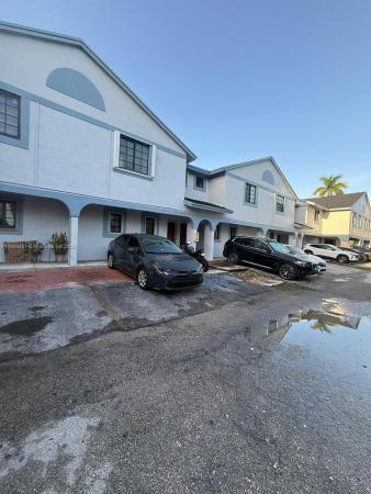 1595 SW 122nd Ave #4-6, Unincorporated Dade County, Florida 33184, image 1