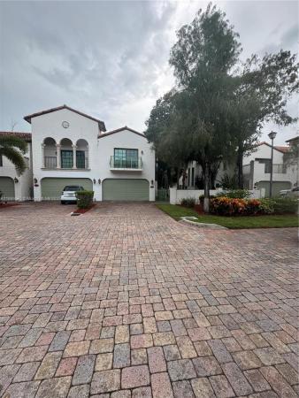 The Oaks At Hidden Harbour, 4425 Hidden Harbour Ter #4425, Dania Beach, Florida 33312, image 1