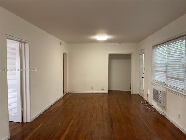 Mansfield Park, 1925 Washington Ave #8, Miami Beach, Florida 33139, image 3