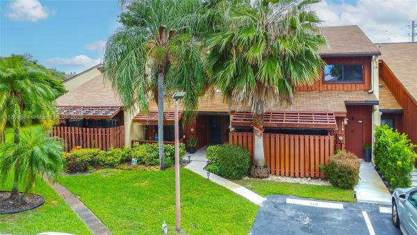 Sandpiper Woods, 469 SE 14th St, Dania Beach, Florida 33004, image 1