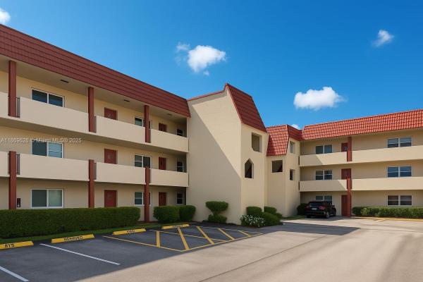 Sunrise Lakes 1, 8020 N Sunrise Lakes Dr #112, Sunrise, Florida 33322, image 1