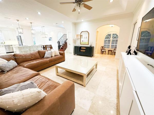 Victoria Mews, 360 NE 7th Ave #360, Fort Lauderdale, Florida 33301, image 1