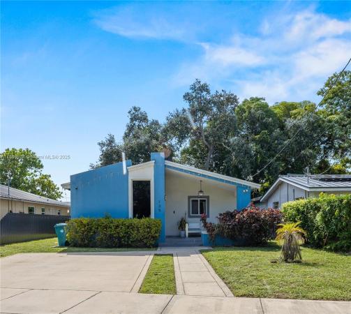 Town Of Modelo, 135 NW 6th Ave, Dania Beach, Florida 33004, image 1