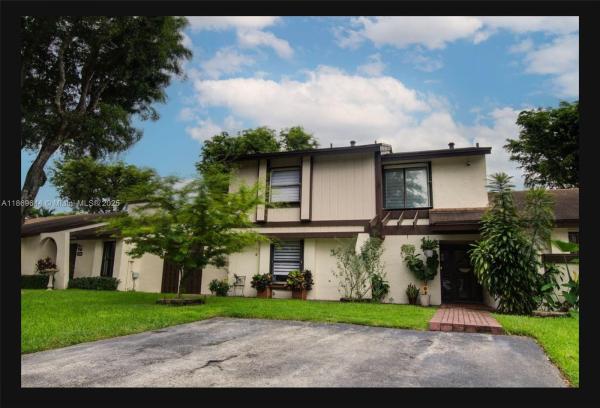 12732 SW 68th Ter, Miami, Florida 33183, image 1