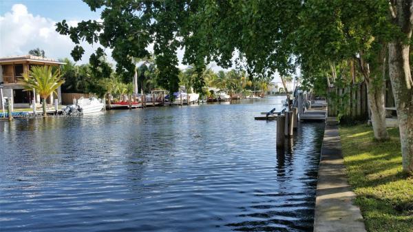Coral Point, 2025 NE 24th St, Wilton Manors, Florida 33305, image 1