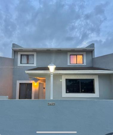5685 NW 194th Ln, Miami Gardens, Florida 33055, image 1