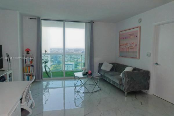 1800 Club, 1800 N Bayshore Dr #3702, Miami, Florida 33132, image 1