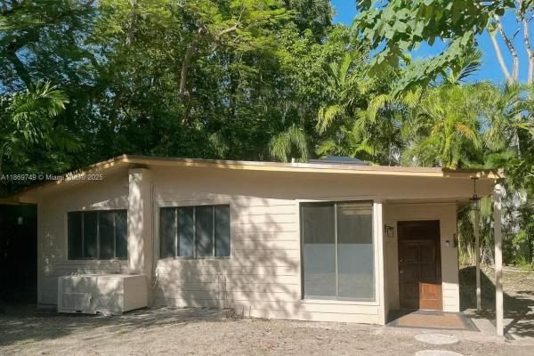 3164 Center St 2, Miami, Florida 33133, image 1