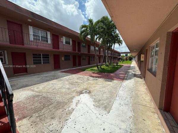 Calumet, 1281 W 29th St #9, Hialeah, Florida 33012, image 1